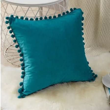 High Quality Ball Lace Plus Pillow Cover